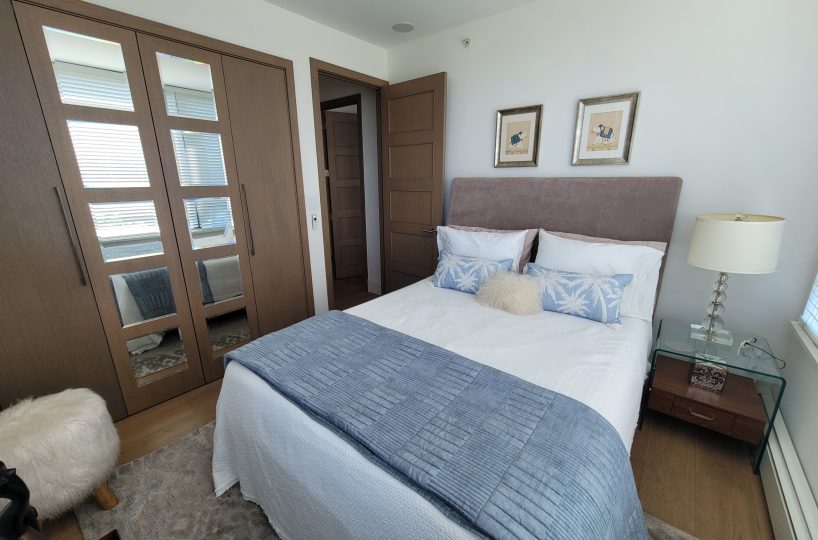 (FURNISHED) #406 - 170 1st Street West, North Vancouver, BC V7M 3P2