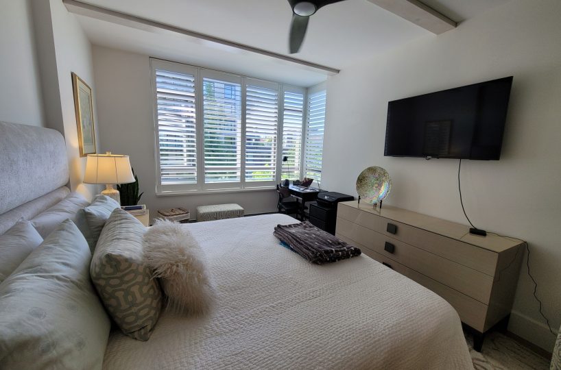 (FURNISHED) #406 - 170 1st Street West, North Vancouver, BC V7M 3P2