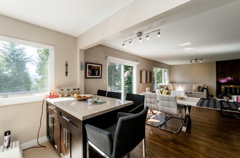 3884 Lonsdale Avenue, North Vancouver BC V7N 3K6