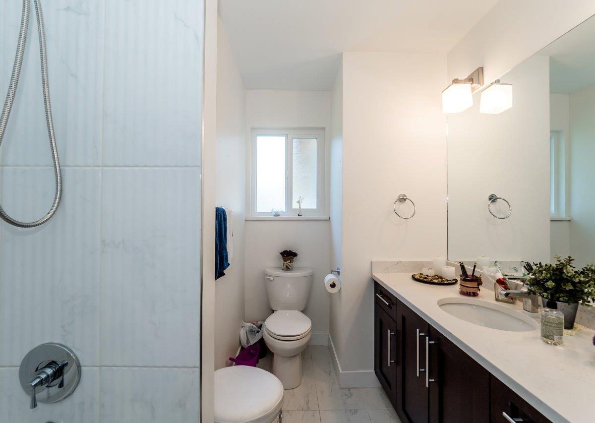 3884 Lonsdale Avenue, North Vancouver BC V7N 3K6