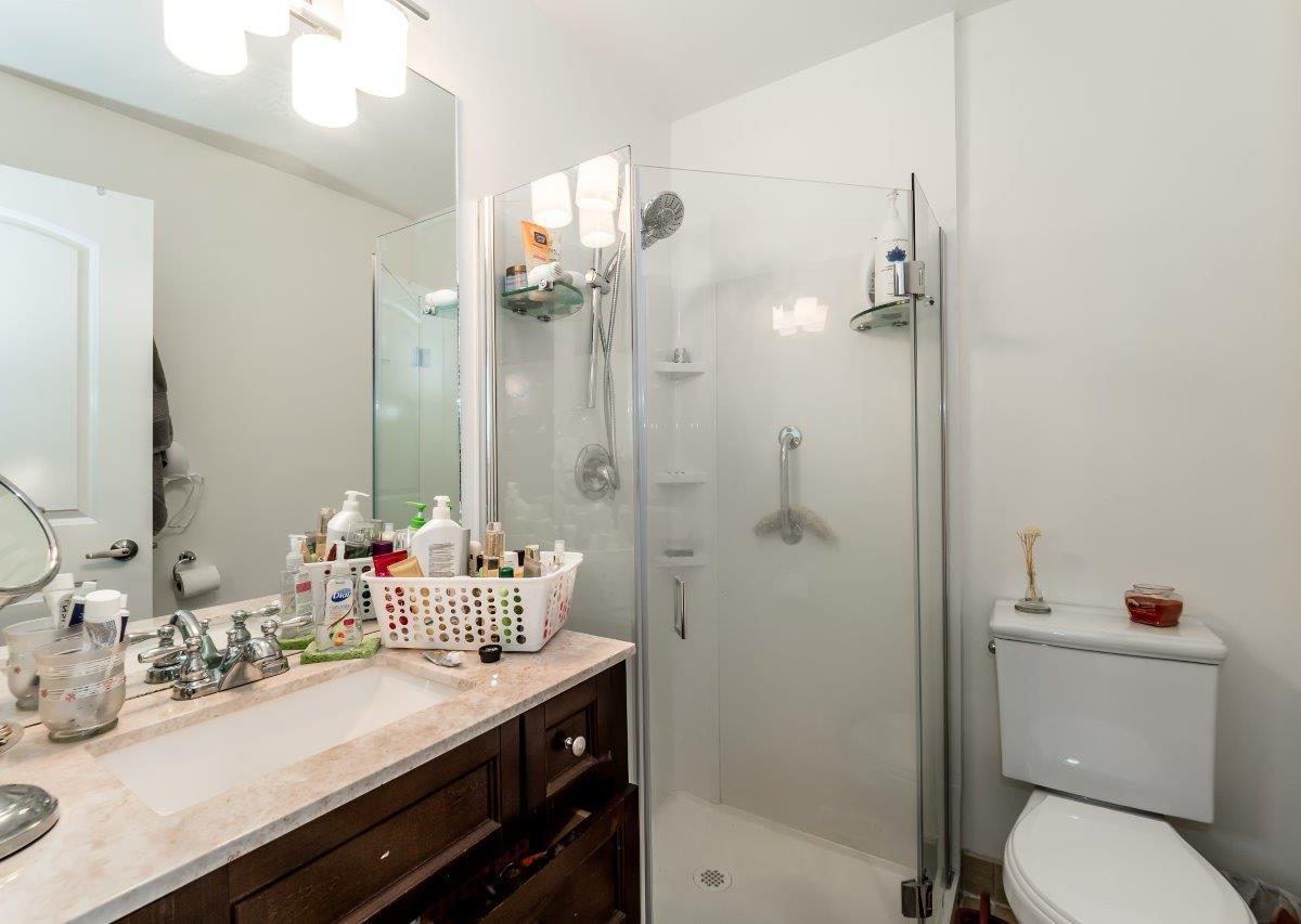 3884 Lonsdale Avenue, North Vancouver BC V7N 3K6