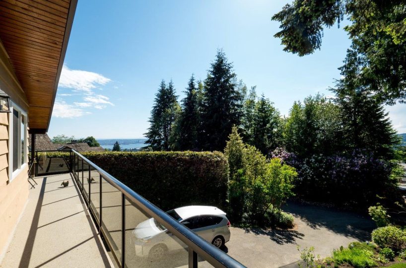 3884 Lonsdale Avenue, North Vancouver BC V7N 3K6