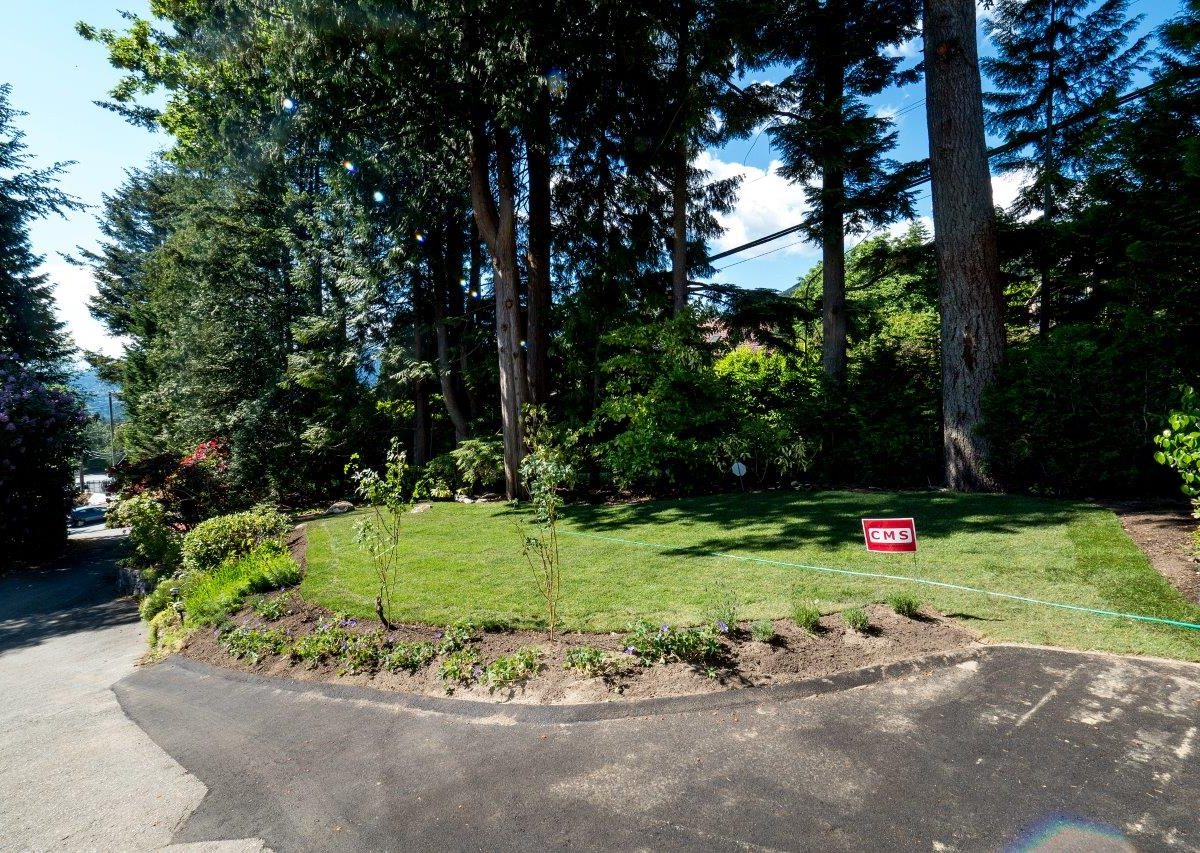 3884 Lonsdale Avenue, North Vancouver BC V7N 3K6