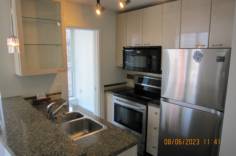 2503 - 1068 Hornby St. Vancouver, BC V6Z 2Y7
