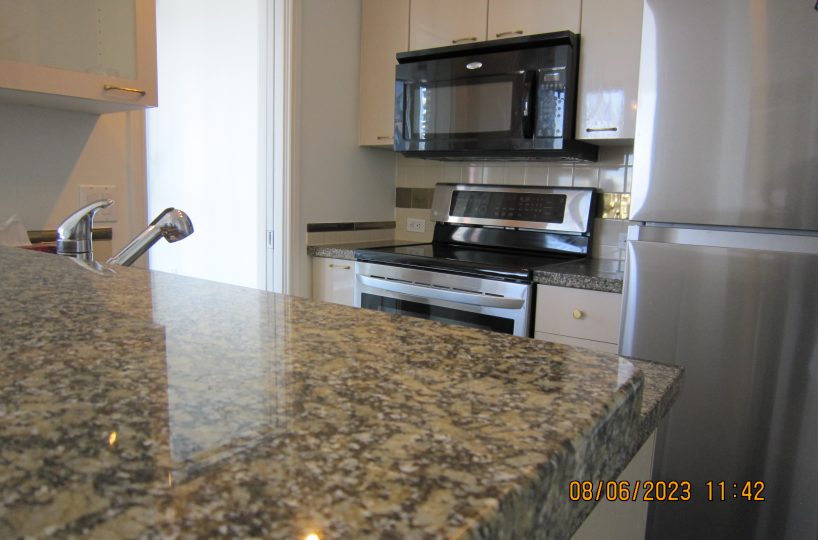 2503 - 1068 Hornby St. Vancouver, BC V6Z 2Y7