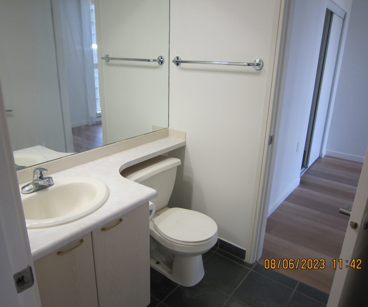 2503 - 1068 Hornby St. Vancouver, BC V6Z 2Y7