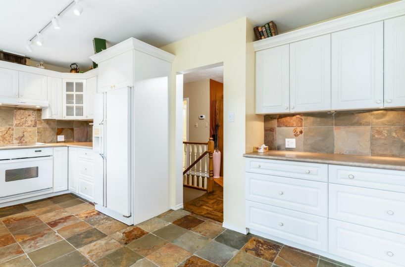 4345 Capilano Road, North Vancouver BC V7R 4J8