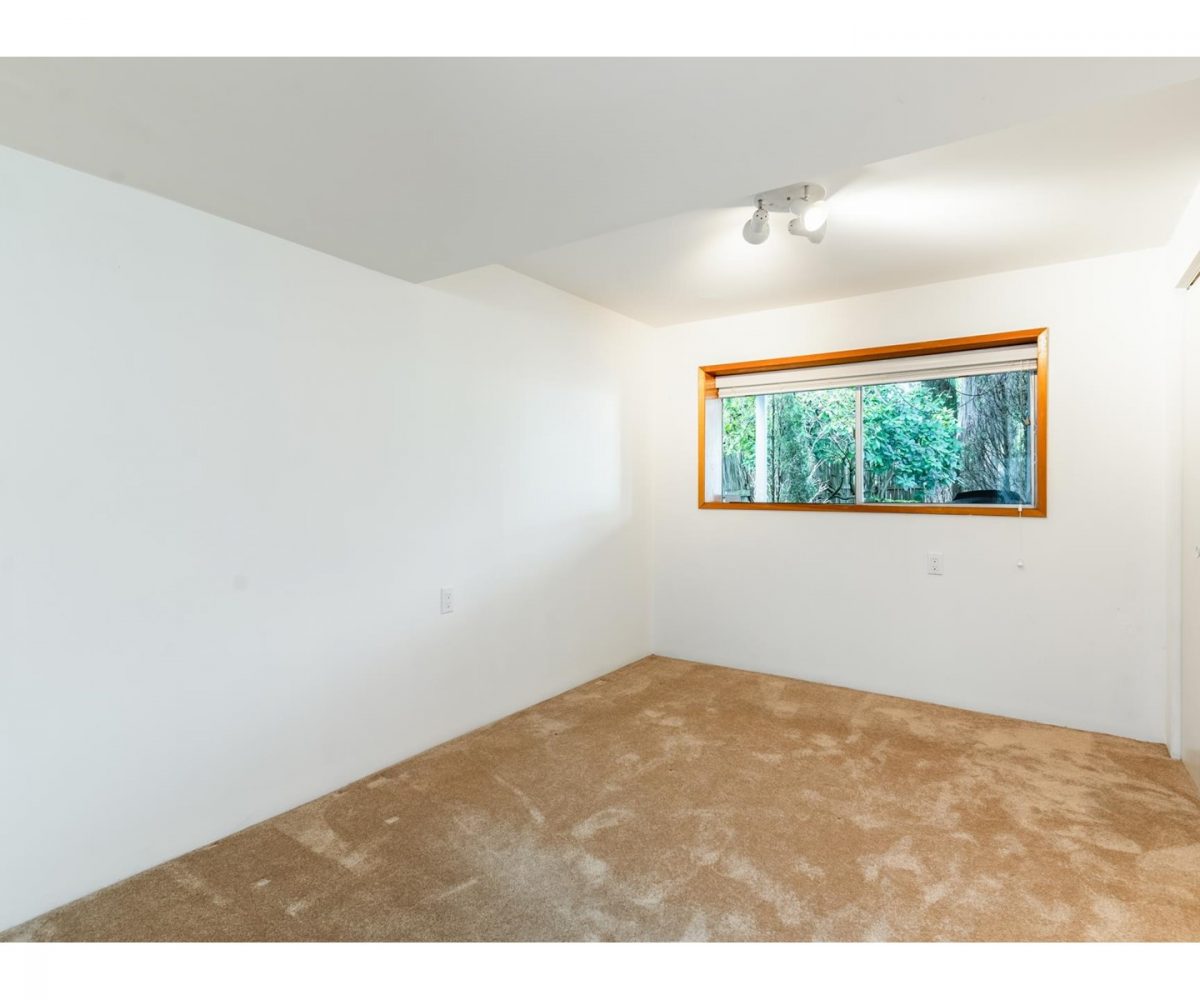 4345 Capilano Road, North Vancouver BC V7R 4J8