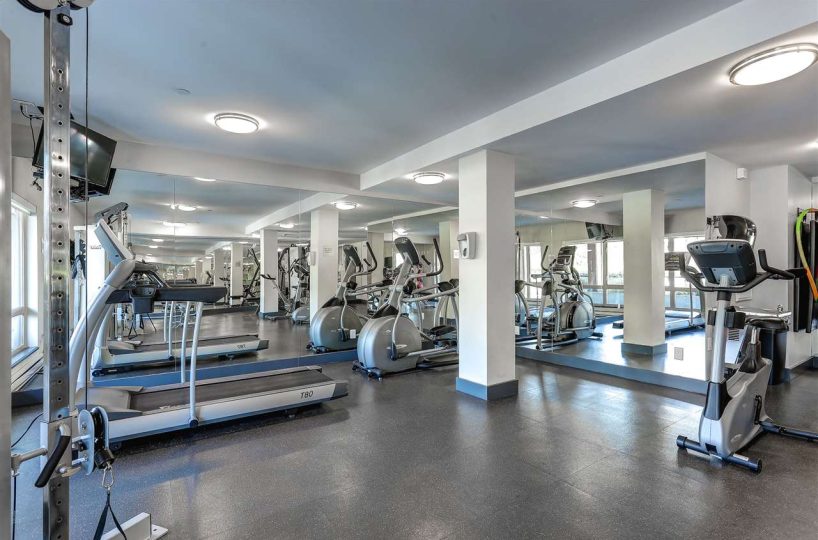 #404 – 1177 Marine Drive, North Vancouver V7P 1T1