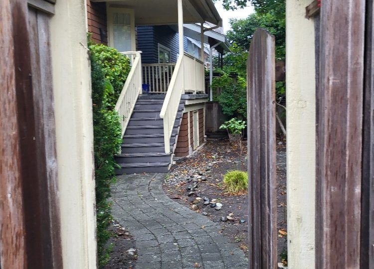 2398 Stephens St. Vancouver, BC V6K 3W8