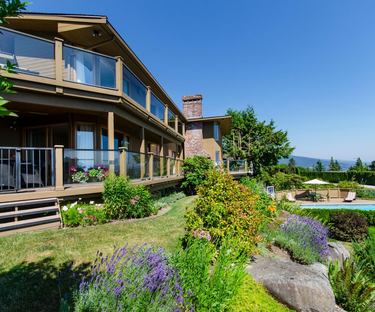 1170 Eyremount Drive, West Vancouver, BC V7S 2C5