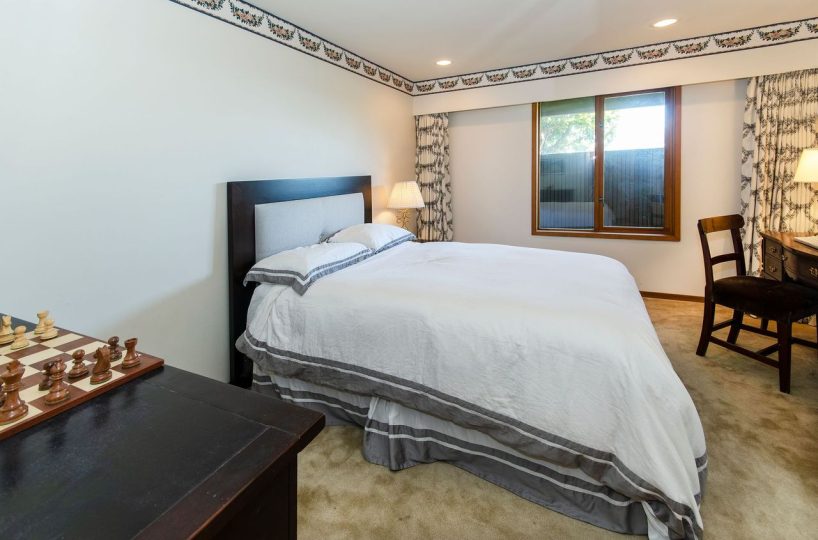 1170 Eyremount Drive, West Vancouver, BC V7S 2C5