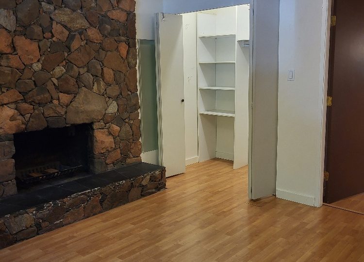 950 Tollcross Road, North Vancouver, BC, V7H 2G2
