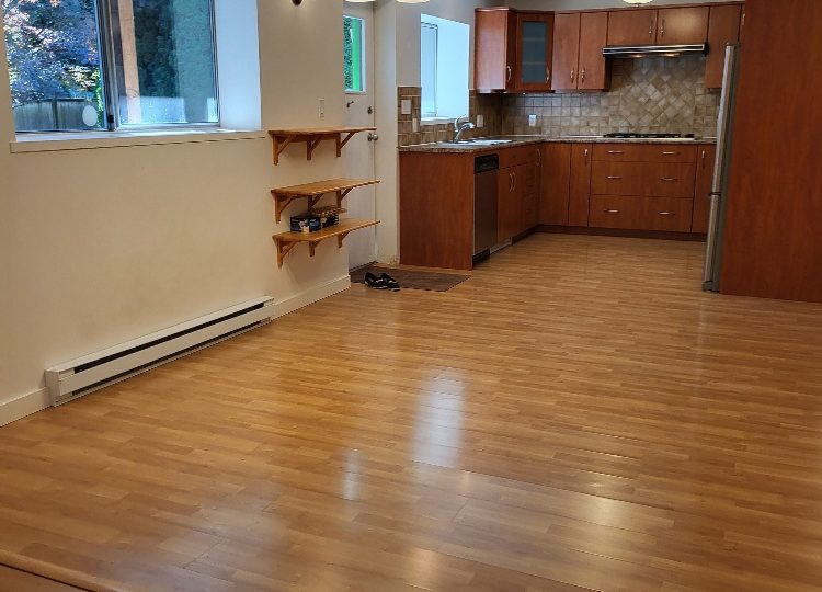 950 Tollcross Road, North Vancouver, BC, V7H 2G2