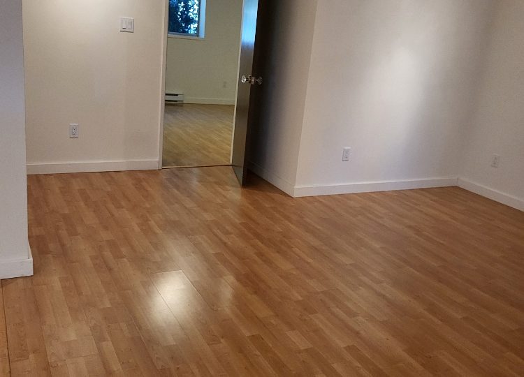 950 Tollcross Road, North Vancouver, BC, V7H 2G2