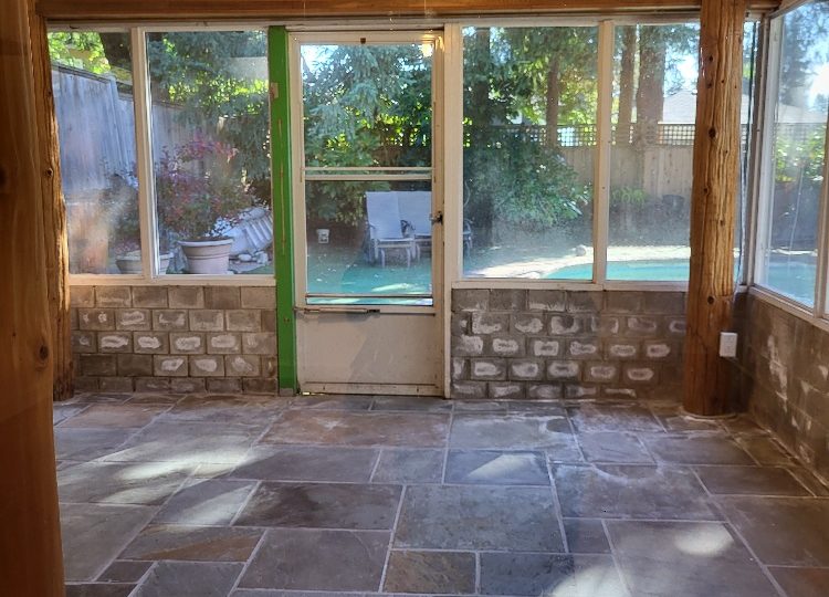950 Tollcross Road, North Vancouver, BC, V7H 2G2