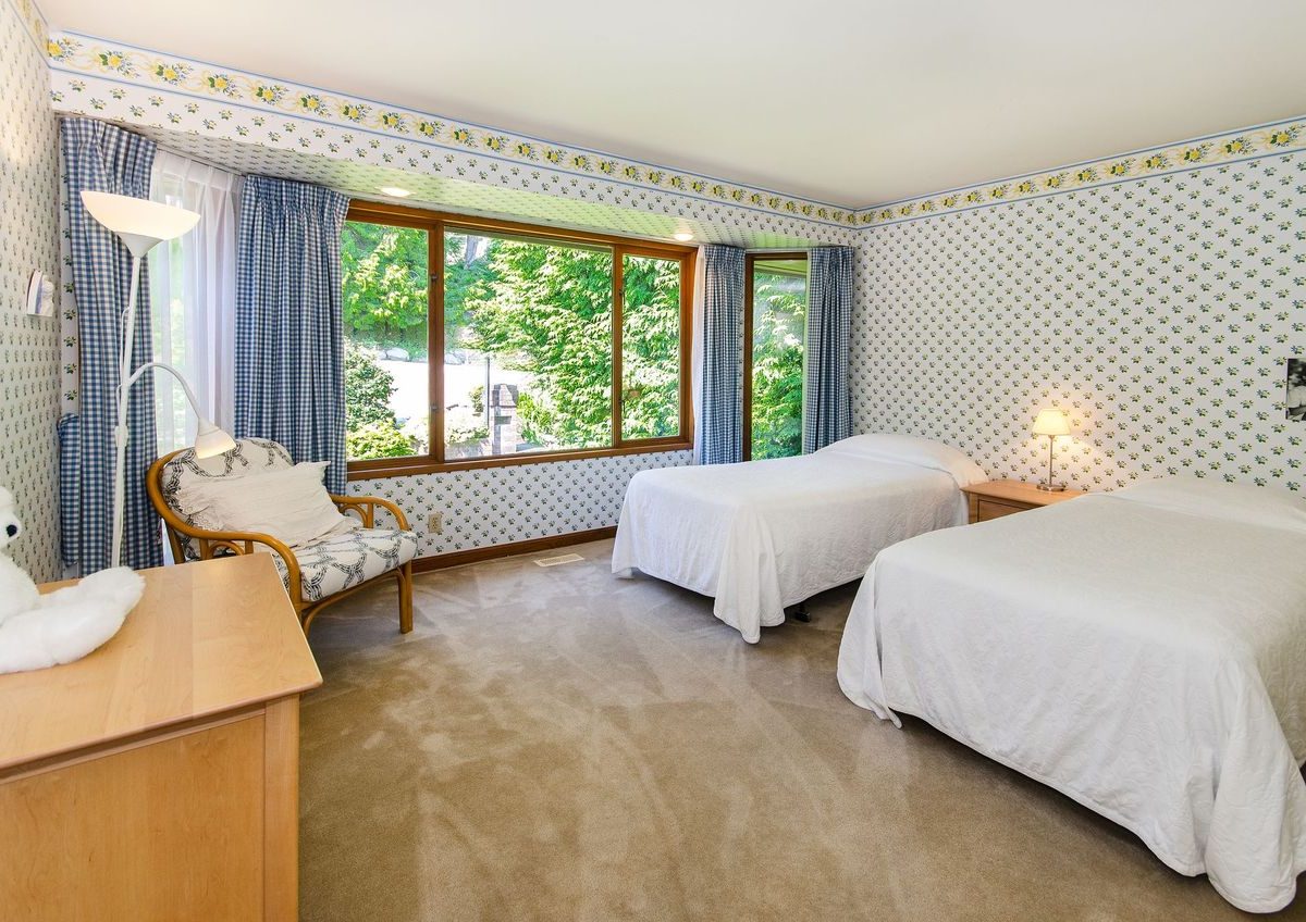 1170 Eyremount Drive, West Vancouver, BC V7S 2C5