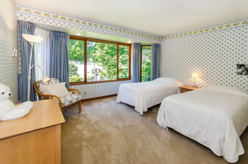 1170 Eyremount Drive, West Vancouver, BC V7S 2C5