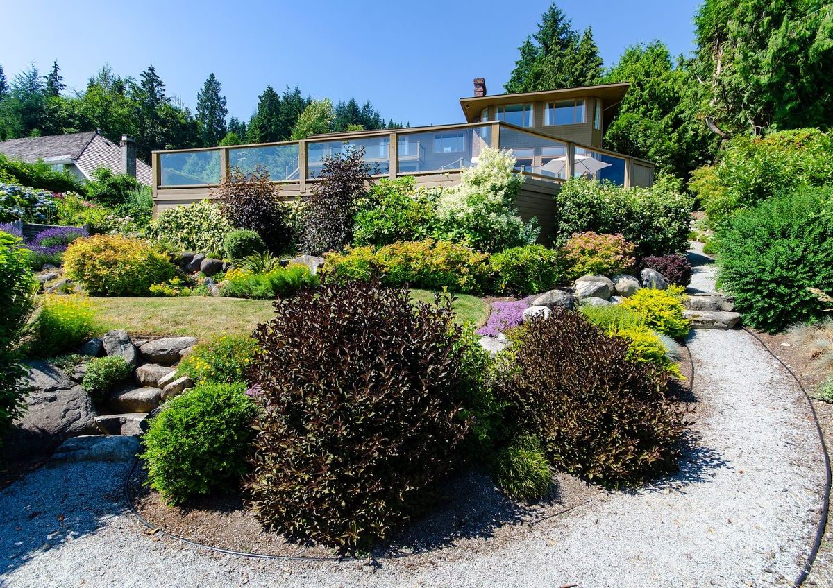 1170 Eyremount Drive, West Vancouver, BC V7S 2C5