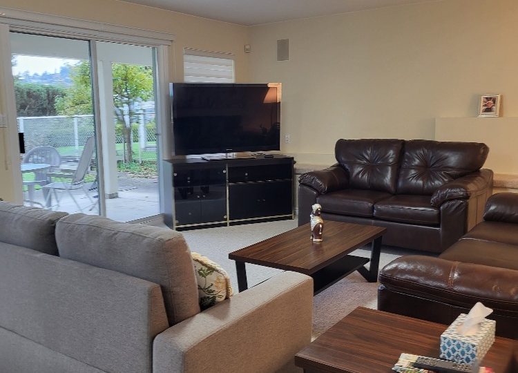 3911 Blantyre Place, North Vancouver, BC V7G 2G5