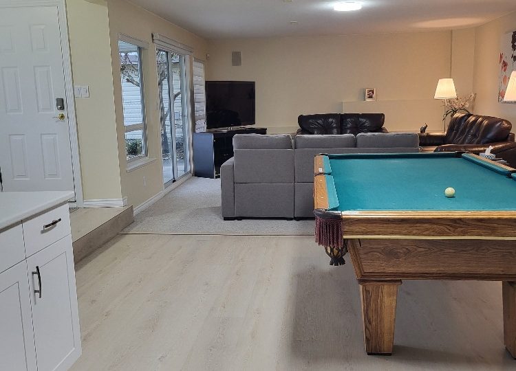 3911 Blantyre Place, North Vancouver, BC V7G 2G5