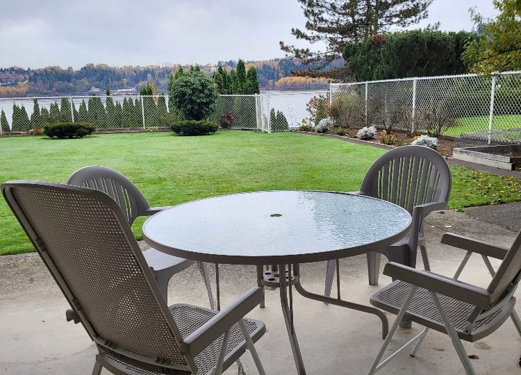 3911 Blantyre Place, North Vancouver, BC V7G 2G5