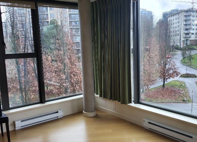 501-683 Victoria Park W. North Vancouver, BC
