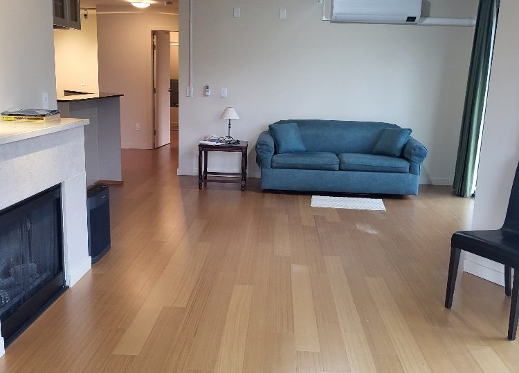 501-683 Victoria Park W. North Vancouver, BC