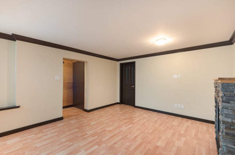 111 Kensington Road East., North Vancouver, BC V7N 1P2