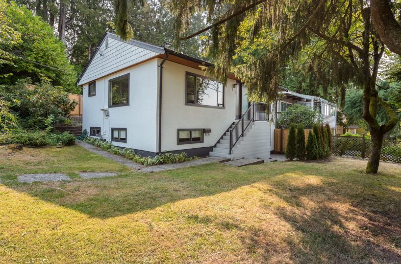 111 Kensington Road East., North Vancouver, BC V7N 1P2