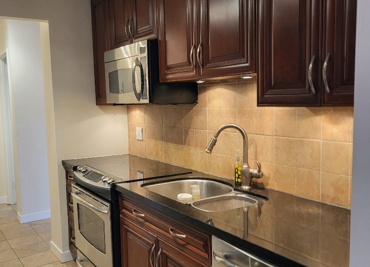 1309-2024 Fullerton Ave., North Vancouver, BC