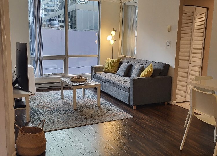 706-1166 Melville Street, Vancouver, BC  V6E 4P5