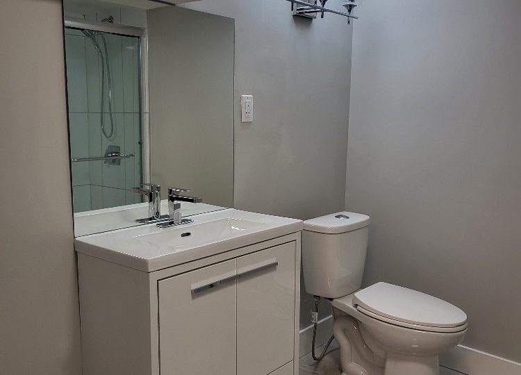 2635 Unit No. 3 Bachelor W. 8th Ave., Vancouver