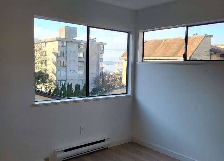1363 Clyde Ave., West Vancouver, BC V7T 2W9