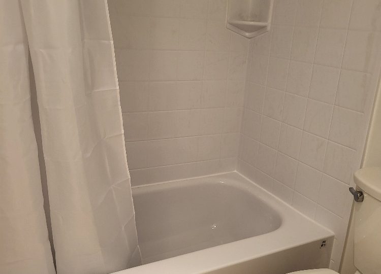 1363 Clyde Ave., West Vancouver, BC V7T 2W9
