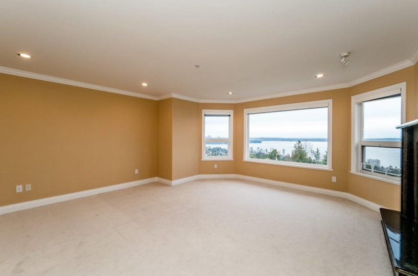 2326 Orchard Lane, West Vancouver V7V 4X6