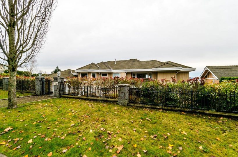 2326 Orchard Lane, West Vancouver V7V 4X6