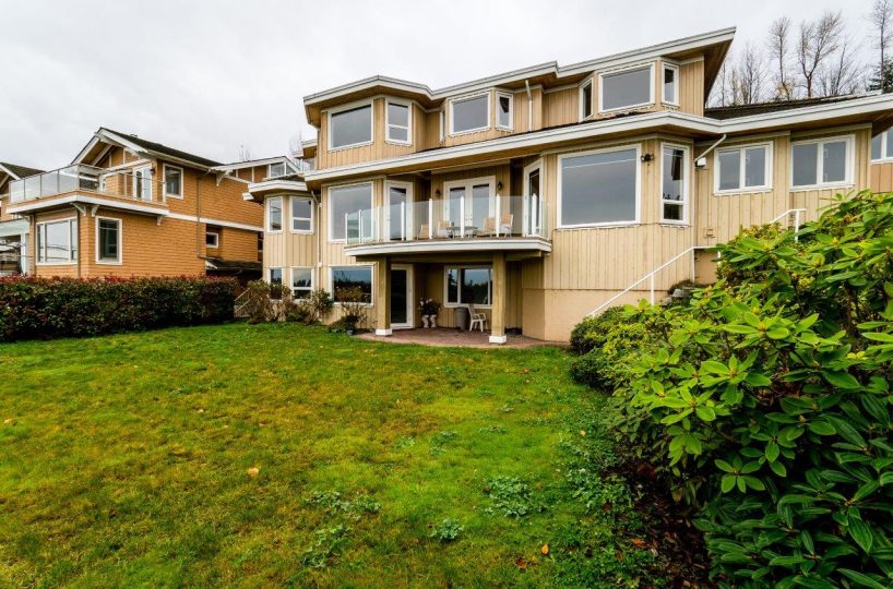 2326 Orchard Lane, West Vancouver V7V 4X6