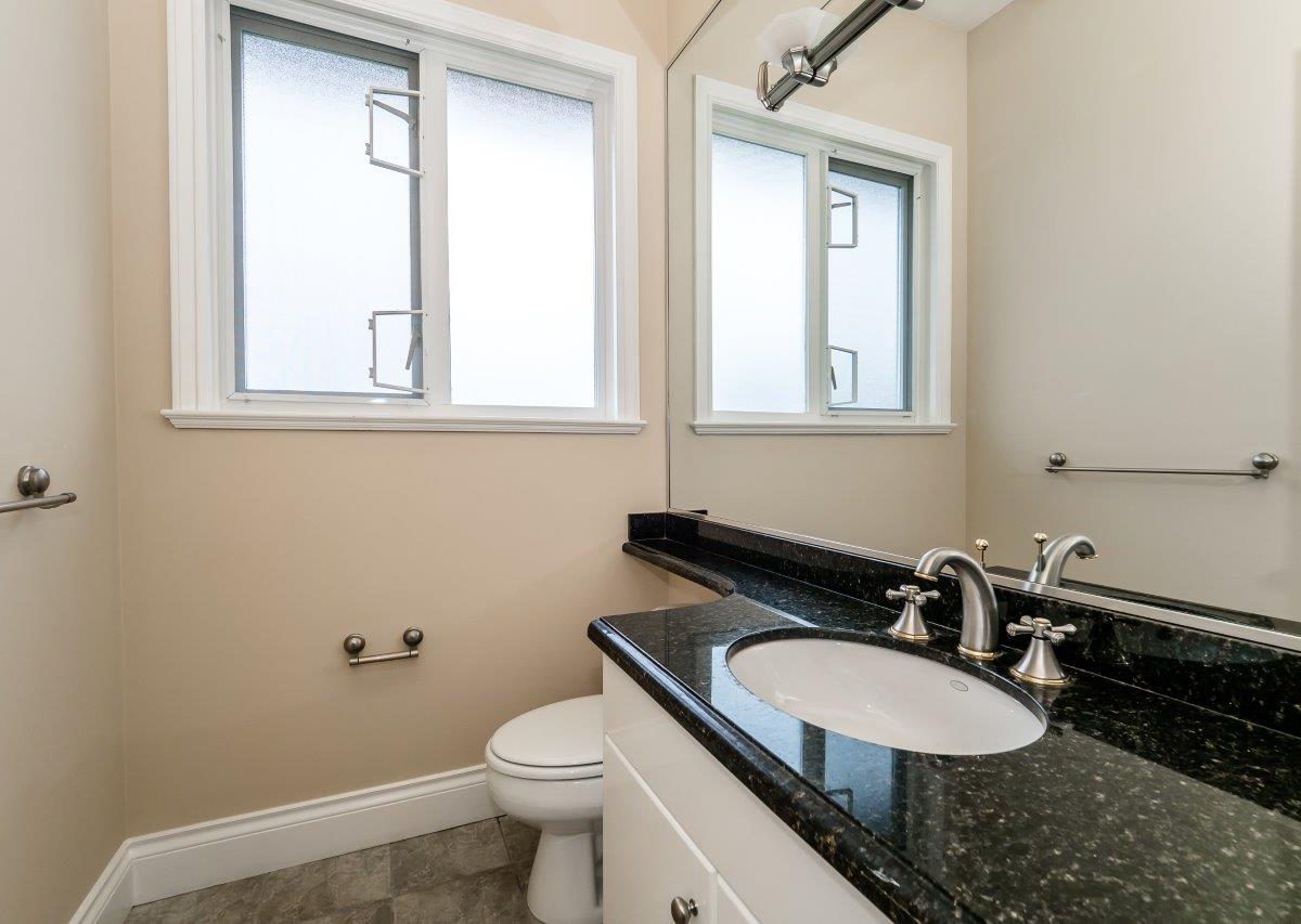 2326 Orchard Lane, West Vancouver V7V 4X6