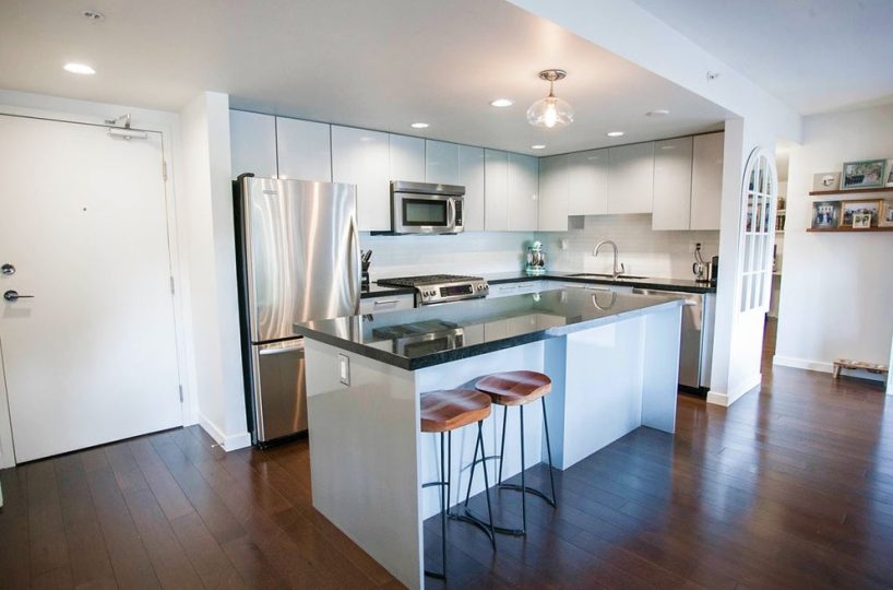 #110-1288 Chesterfield Avenue, North Vancouver BC V7M 0B1 _ RENT IT FURNISHED