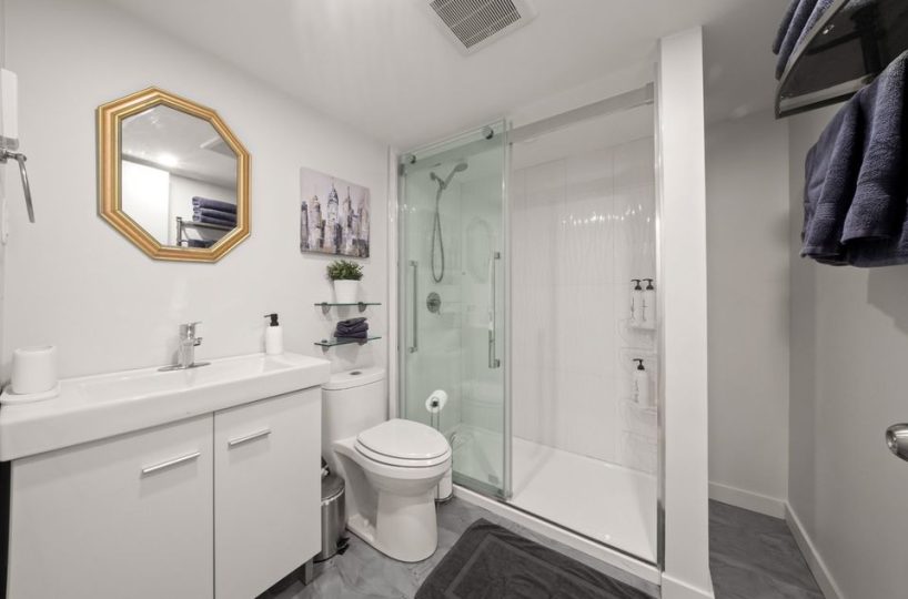 Garden Suite – 2956 Connaught Ave, N. Vancouver BC V7K 1Y2