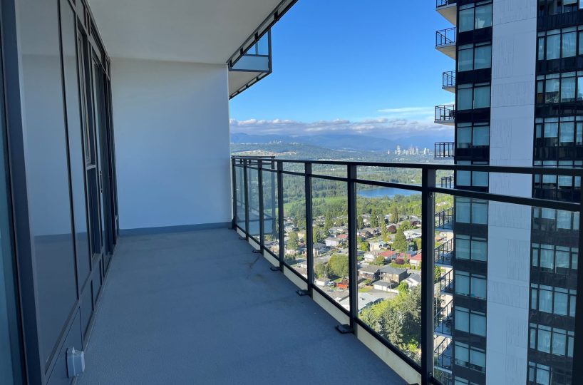 #2402 – 4711 Hazel Street, Burnaby, BC V5H 0J9