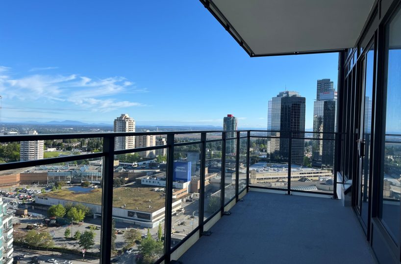 #2402 – 4711 Hazel Street, Burnaby, BC V5H 0J9