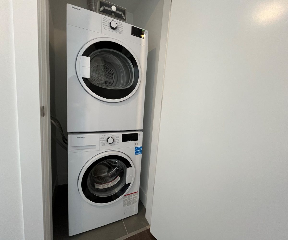 #2402 – 4711 Hazel Street, Burnaby, BC V5H 0J9