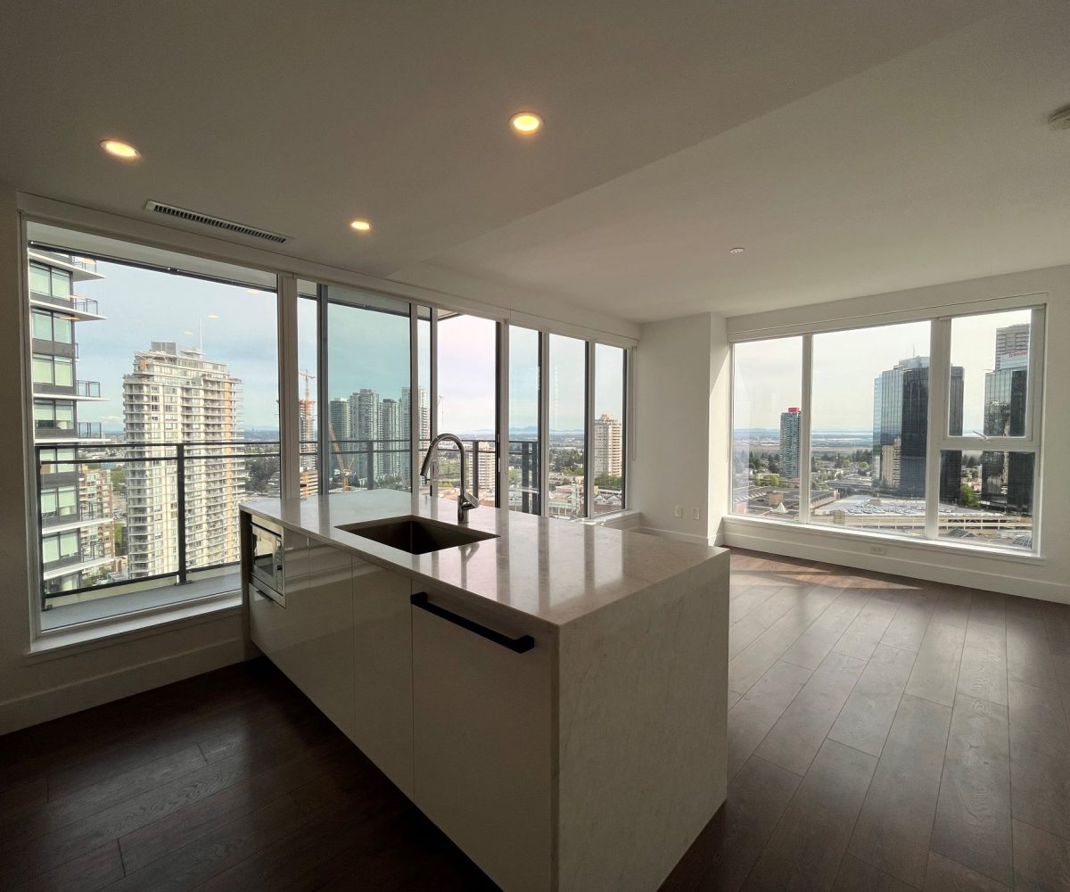 #2402 – 4711 Hazel Street, Burnaby, BC V5H 0J9