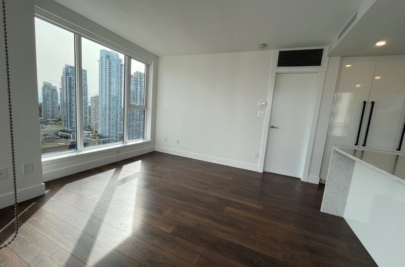 #2402 – 4711 Hazel Street, Burnaby, BC V5H 0J9