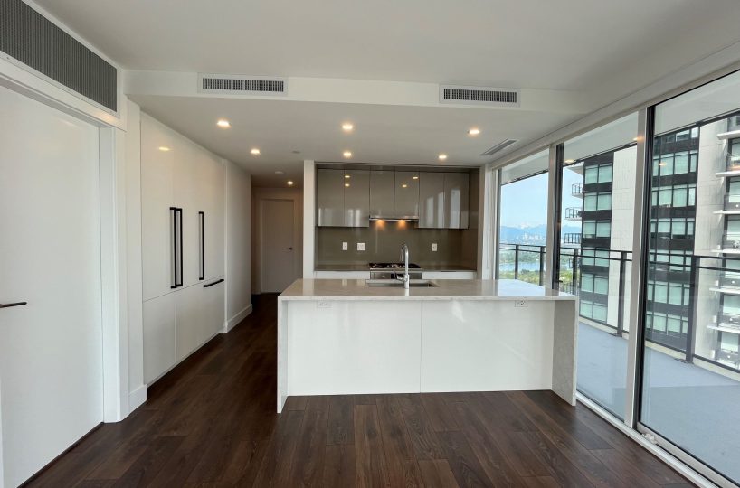 #2402 – 4711 Hazel Street, Burnaby, BC V5H 0J9