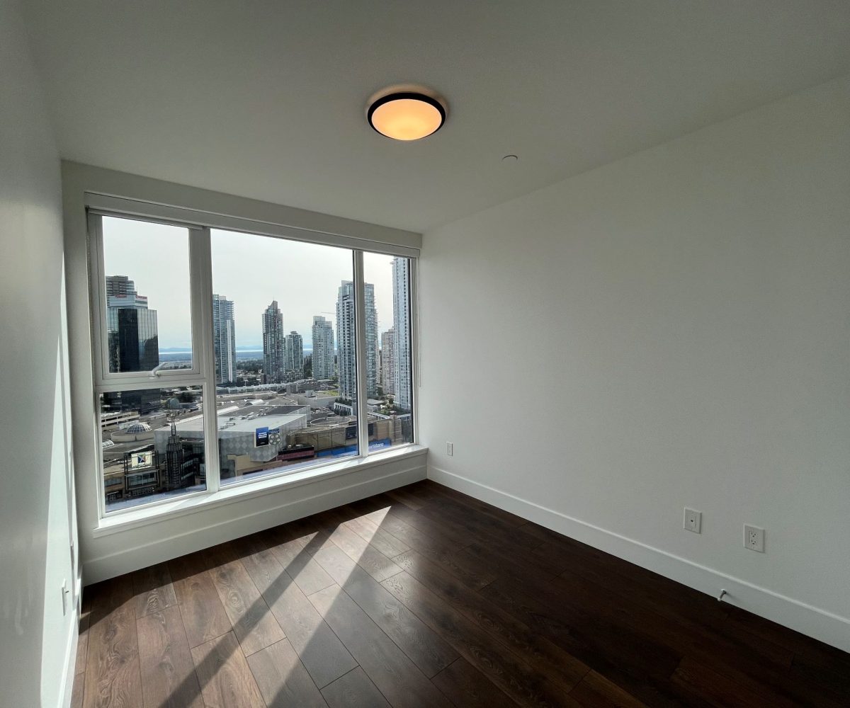 #2402 – 4711 Hazel Street, Burnaby, BC V5H 0J9