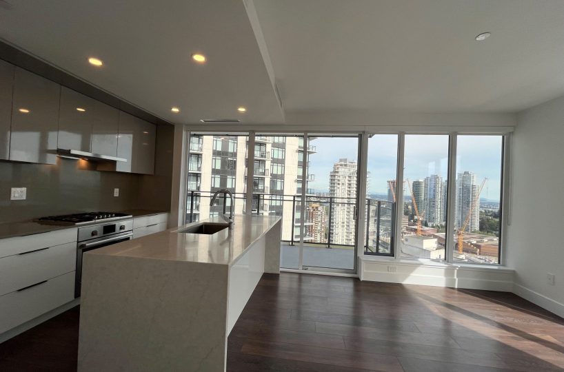 #2402 – 4711 Hazel Street, Burnaby, BC V5H 0J9