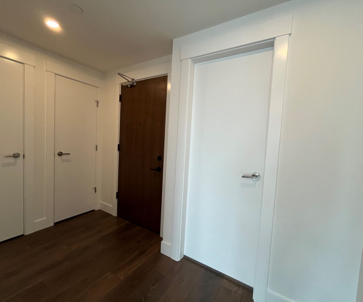 #2402 – 4711 Hazel Street, Burnaby, BC V5H 0J9